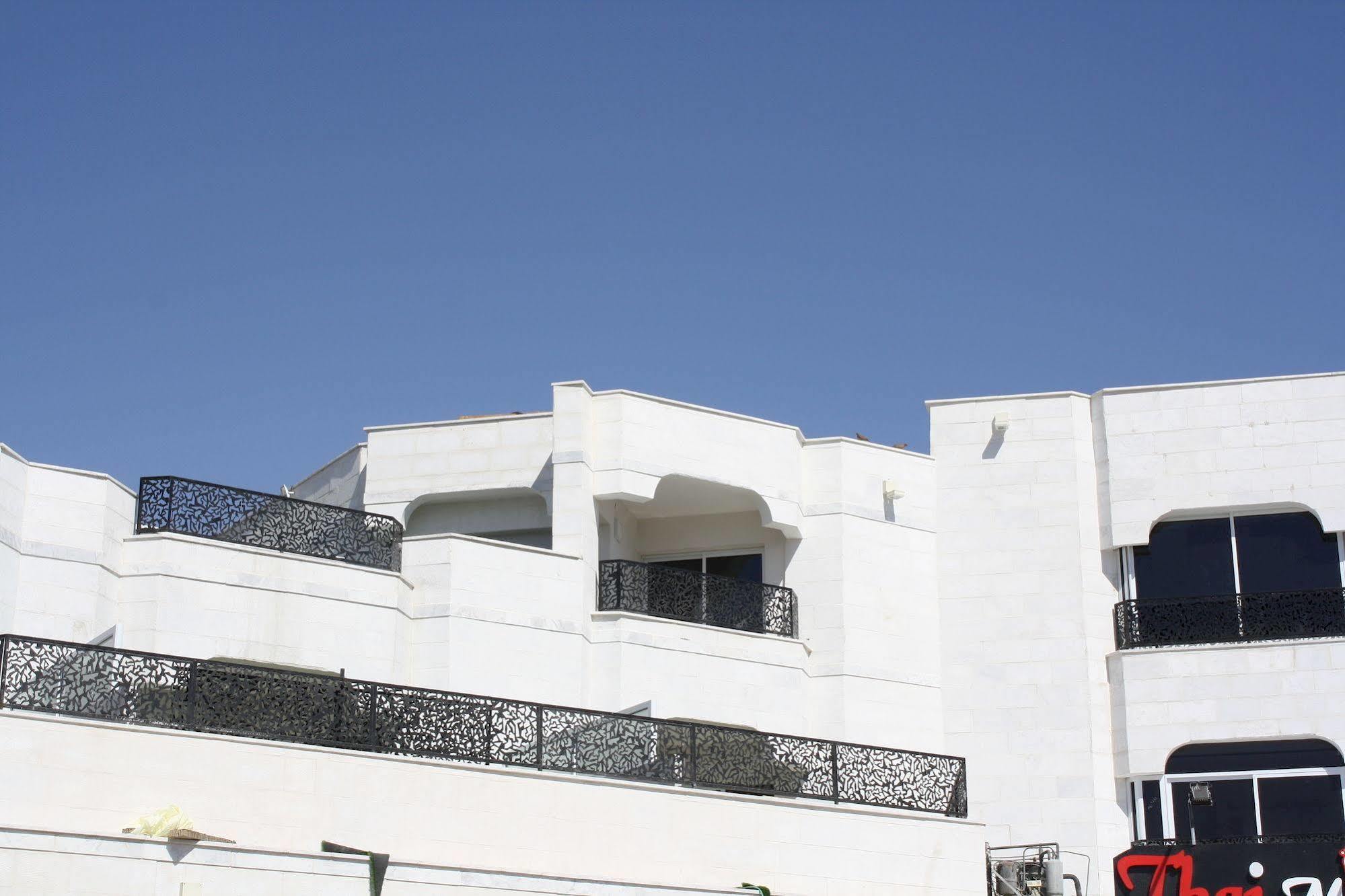 Hotel Rich Royal 3*